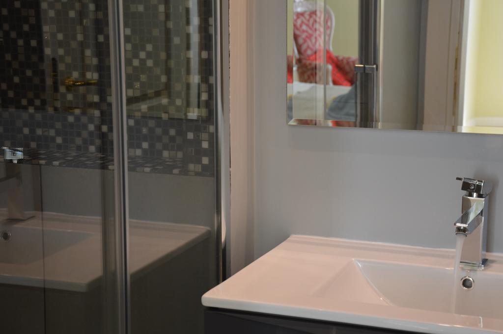 רומא Luxury Apartment In Rattazzi מראה חיצוני תמונה